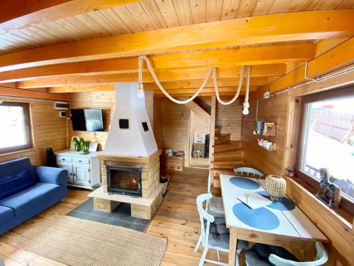 Chalet Ksiazka I Kubek Juszczyna